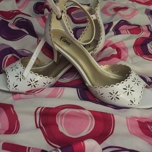 Fiona White starburst kitten heels